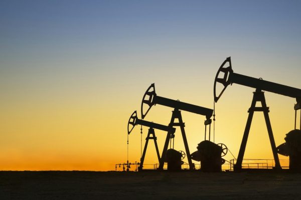silhouette-of-oil-wells-in-desert-at-sunset-texas-usa.jpg
